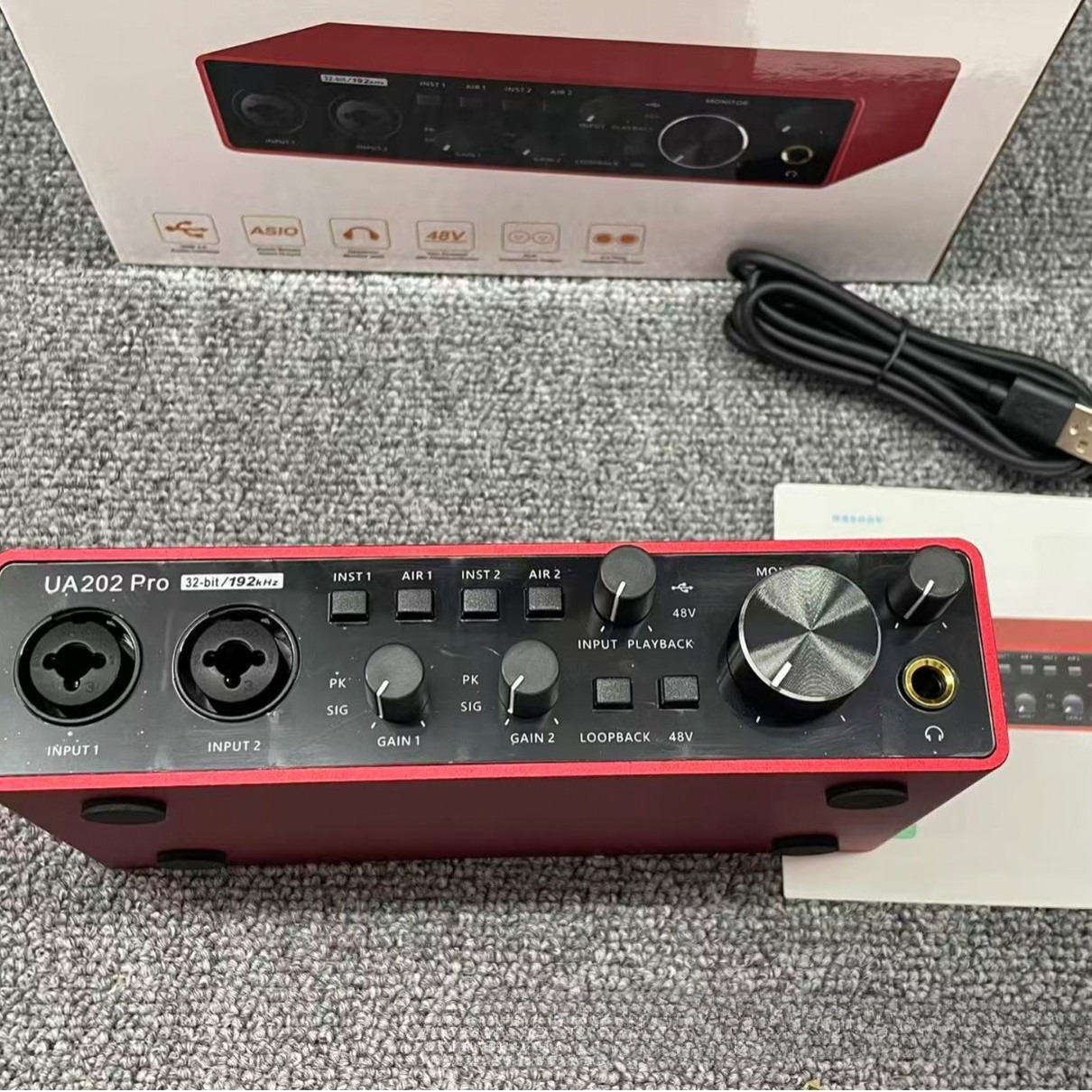 Scheda audio professionale UA2 - Condenser Microphone Kit recensione e prezzo